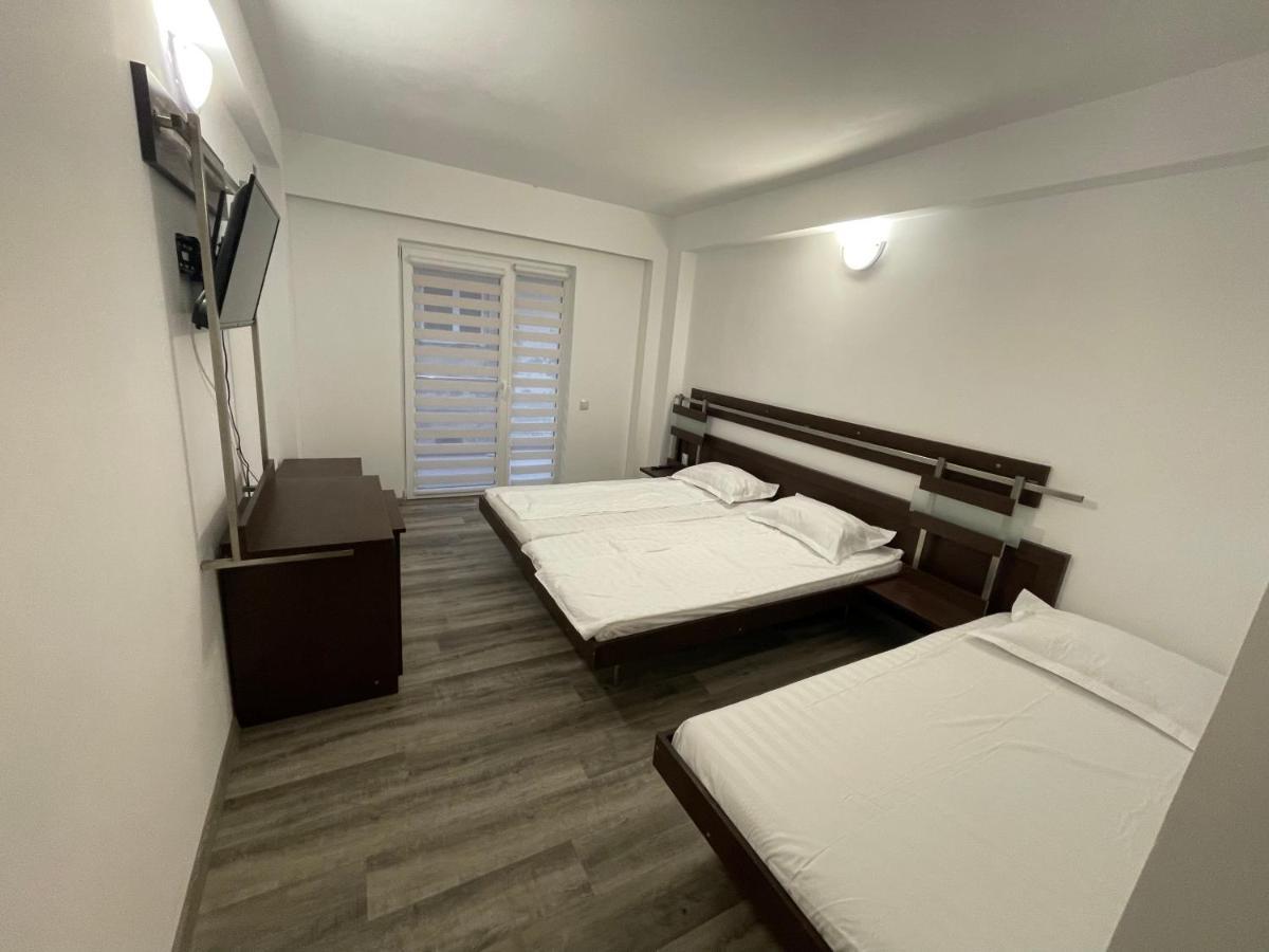 Hotel Dekor à Costinesti Extérieur photo