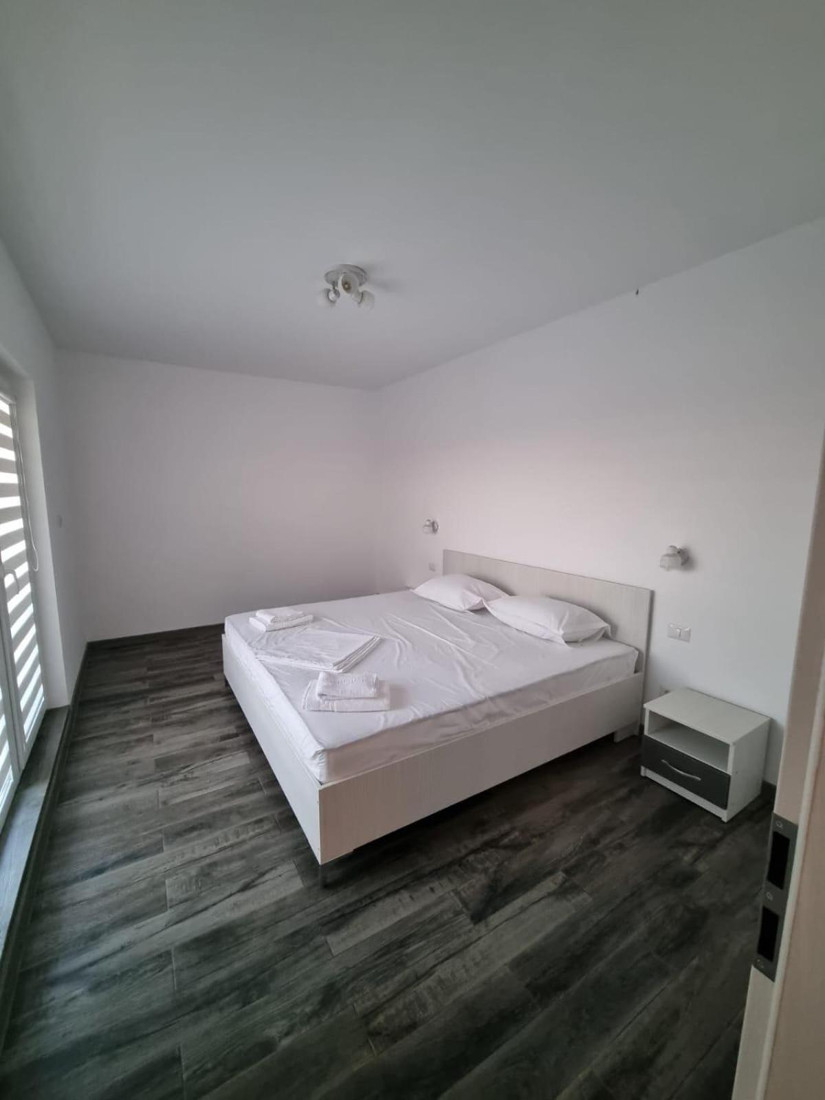 Hotel Dekor à Costinesti Extérieur photo